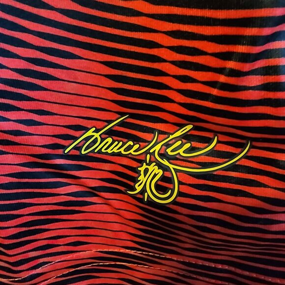 Seattle Sounders 23/24 Bruce Lee Edition Away Kit YOUTH Size XL 15-16Y NWT - Picture 3 of 5